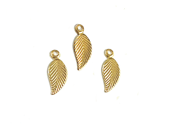 12mm Gold-Filled Leaf Charm (Right Orientation)