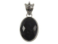 Faceted Oval Shape Onyx Pendant in Sterling Silver