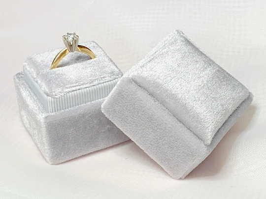 Proposal Ring Box Velvet Vintage Handmade Bride' s Ring Bearer Box, Silver Grey Color, Square, hold 1 Ring